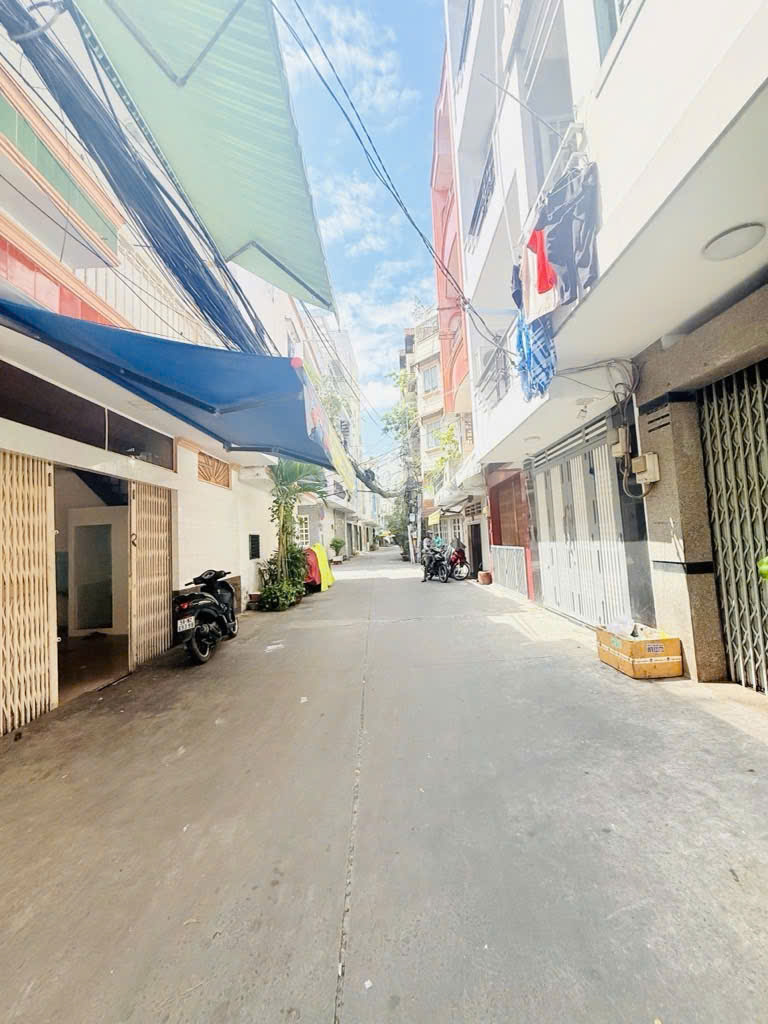 Mặt tiền kinh doanh xe hơi đường số giao Khánh Hội Tân Vĩnh <br>Trung tâm Q 4 <br>Ngang 6 dài 4.5<br>CÓ 6 - Ảnh 2