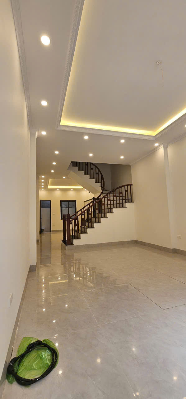 💥💥💥 PHÚC LỢI – DUY NHẤT 1 CĂN 💥💥💥<br><br>🏡 Giá công khai: 8,2 tỷ – 75m² – 5 Tầng<br><br>Phân khúc - Ảnh chính