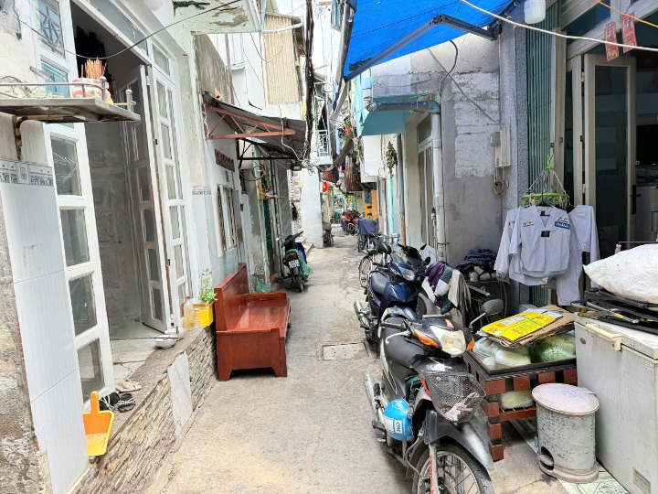 Nhà Trệt, lầu hẻm 3m đường Dương Bá Trạc P1Q8. Giá 1,8 tỷ bớt Lộc - Ảnh 4