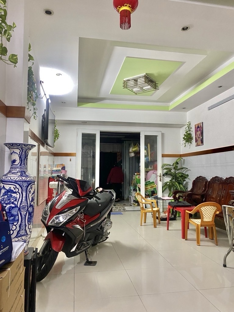 Bán nhà 4 tầng Âu Dương Lân, hẻm xe hơi, 4x16 chỉ 8 tỷ 5 - Ảnh 1