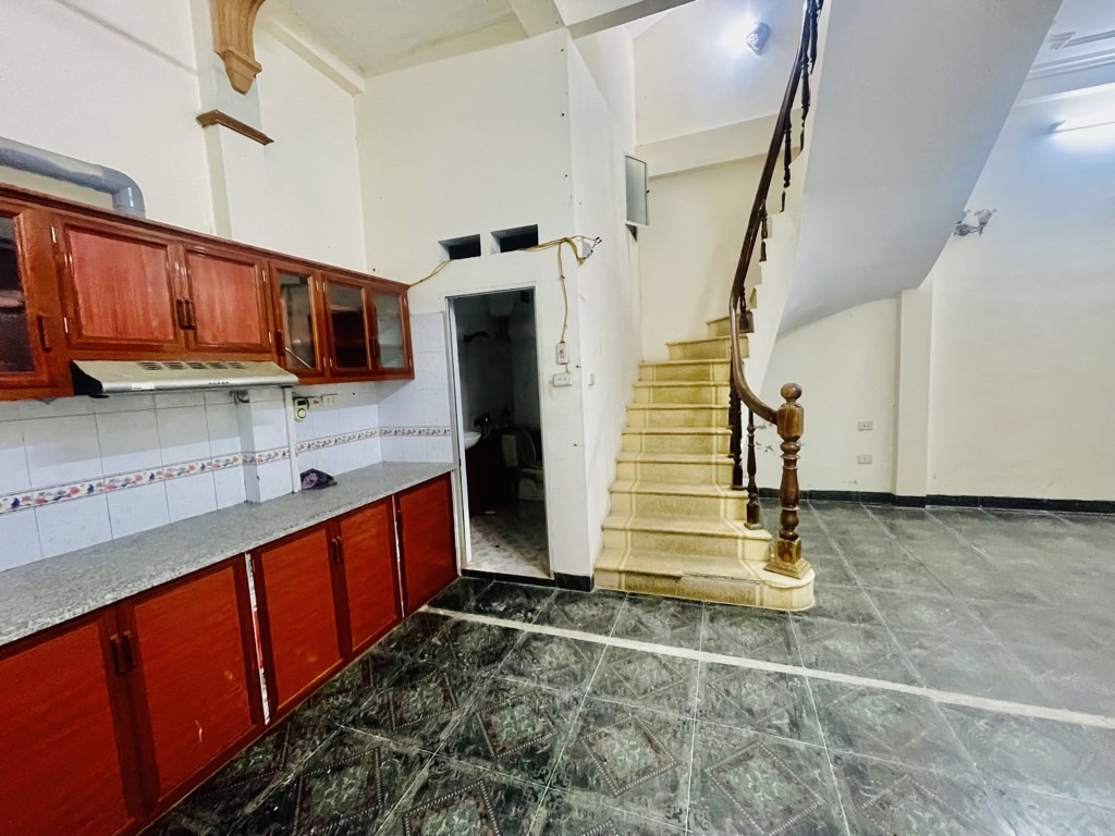 THÁI THỊNH - CHÍNH CHỦ GỬI BÁN CĂN NHÀ  43M 4 TẦNG – NGÕ NÔNG, RỘNG CHỈ HƠN 10 TỶ - Ảnh 1