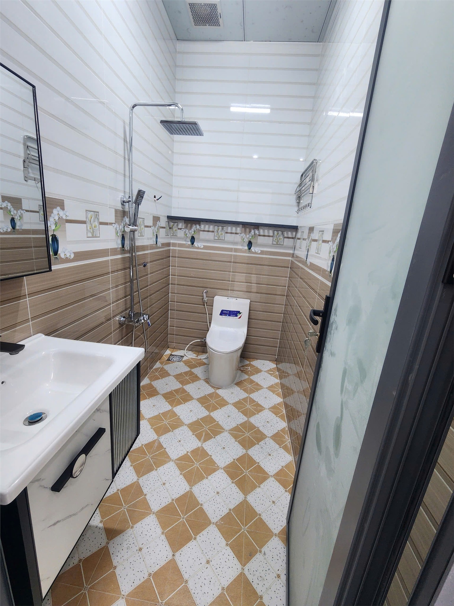 Bán Nhà Mới Căn Góc Hẻm 3 Mặt Tiền Vị Trí Đẹp Tại Vĩnh Quang - Rạch Giá - Kiên Giang - Ảnh 3