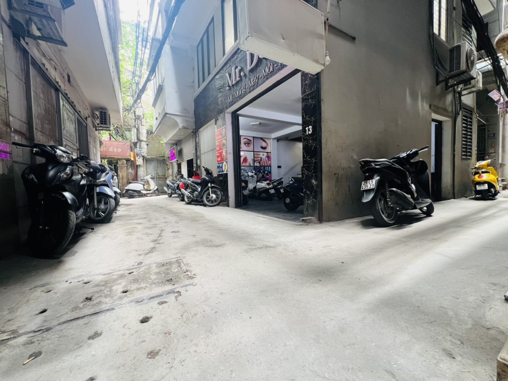 Đường Láng thế đất vàng 84m chỉ 16,5 tỷ, gần mặt đường, sổ chinhs chủ vuông vắn - Ảnh chính