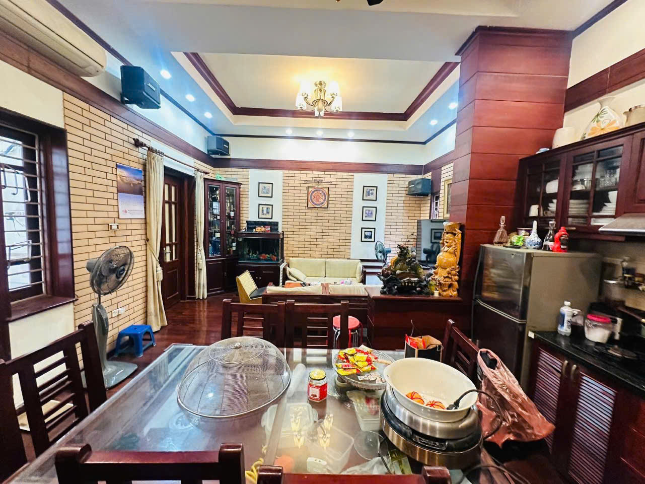 Nguyễn Trãi 72m 4 tầng chỉ 9,5 tỷ. nhà đẹp ở luôn - Ảnh 2