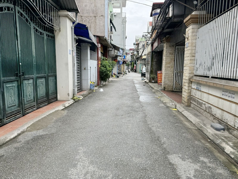 Nhà 2 tầng 40m2 ngõ 93 Chu Huy Mân, gần chợ, Aeon Mall, tiện ích ngập tràn, đường ô tô 7 chỗ, sổ đỏ - Ảnh 2