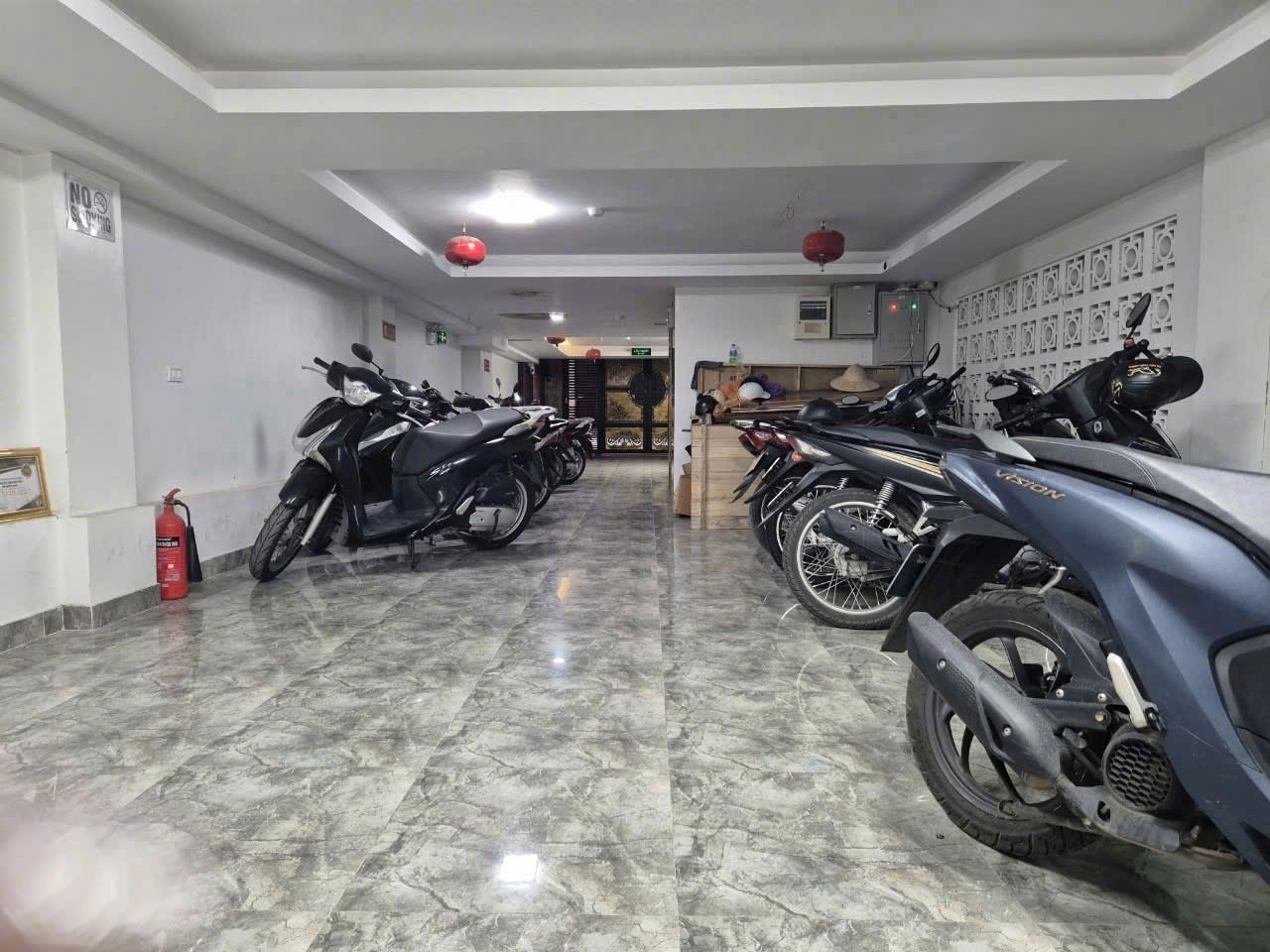 GẤP!TÒA CĂN HỘ PHÚ DIỄN,OTO TRÁNH,21P,70Mx7T,MT=6m,16TY - Ảnh chính