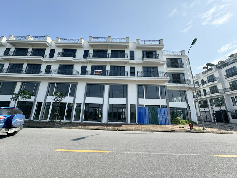 Cần bán 76,1m2 Shophouse Metropolitan - Nguyễn Mậu Tài. Hai mặt đường trước sau, view Quảng Trường - Ảnh chính