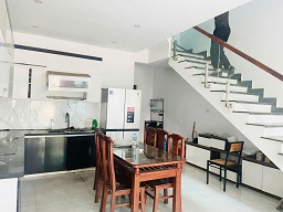 NHÀ 3 TẦNG DÂN XÂY - ĐỐI DIỆN BIG C GO - Ảnh 2