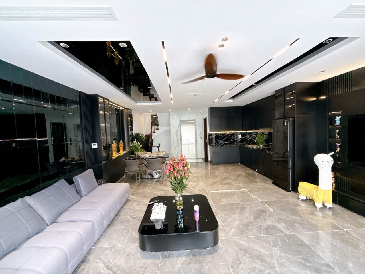 BÁN NHÀ, KDT ĐỊNH CÔNG- HOÀNG MAI, 68/74M2, 6 TẦNG TM, MT 6 M,  GIÁ 26,8 TỶ. - Ảnh 1