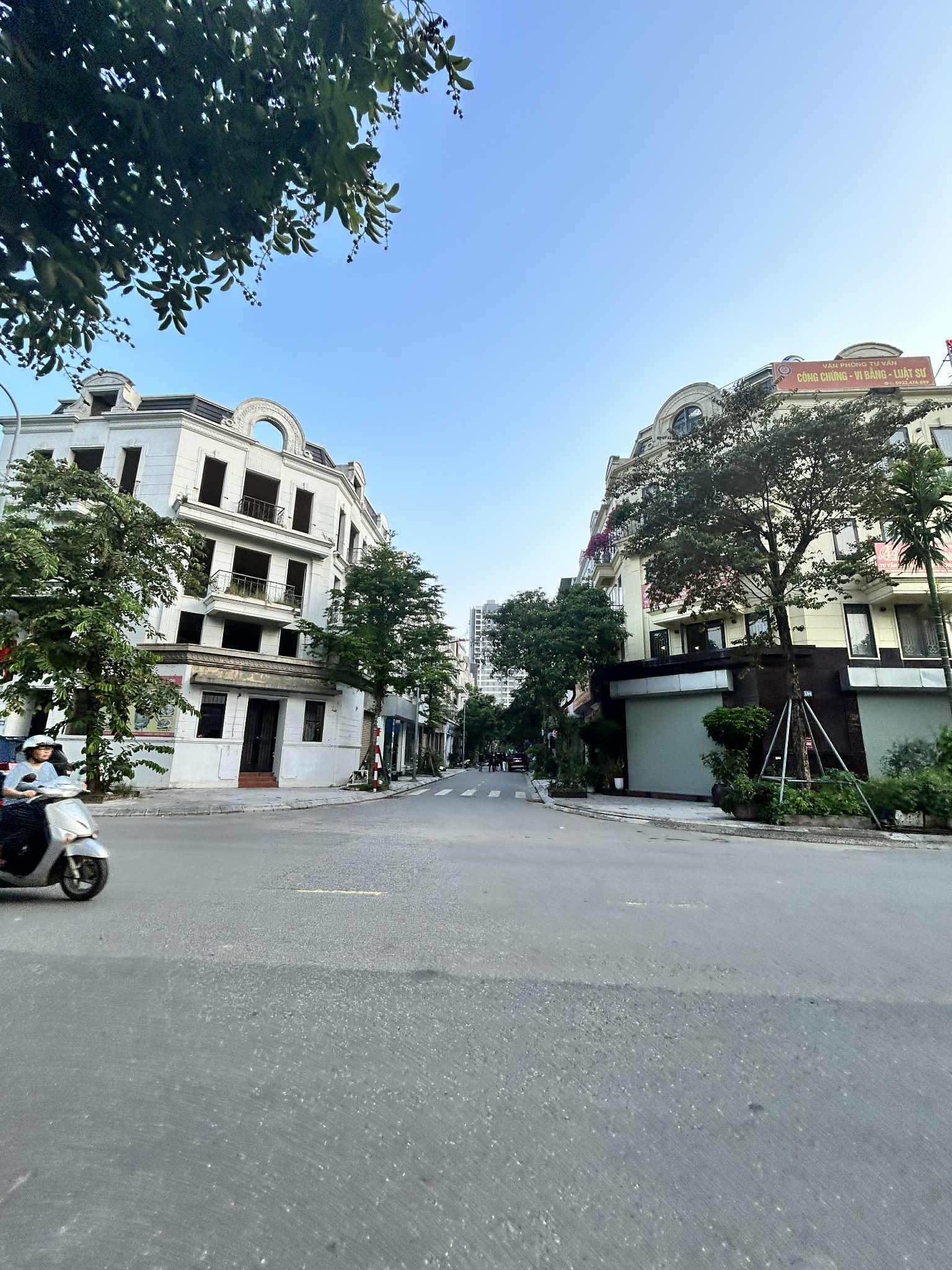 Thanh Khoản gấp nhà phố nguyên căn 4 tầng 90m2 mtien 6m đường nhựa 11m gần hồ Gia Lâm - Ảnh chính