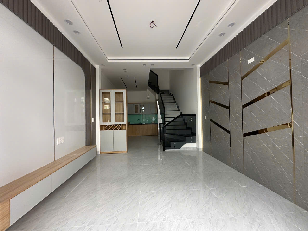 Bán nhà 1T1L mới tinh, SR,TC, gần GX Thuận Hoà – Tân Phong, chỉ 3 tỷ 650 - Ảnh 1