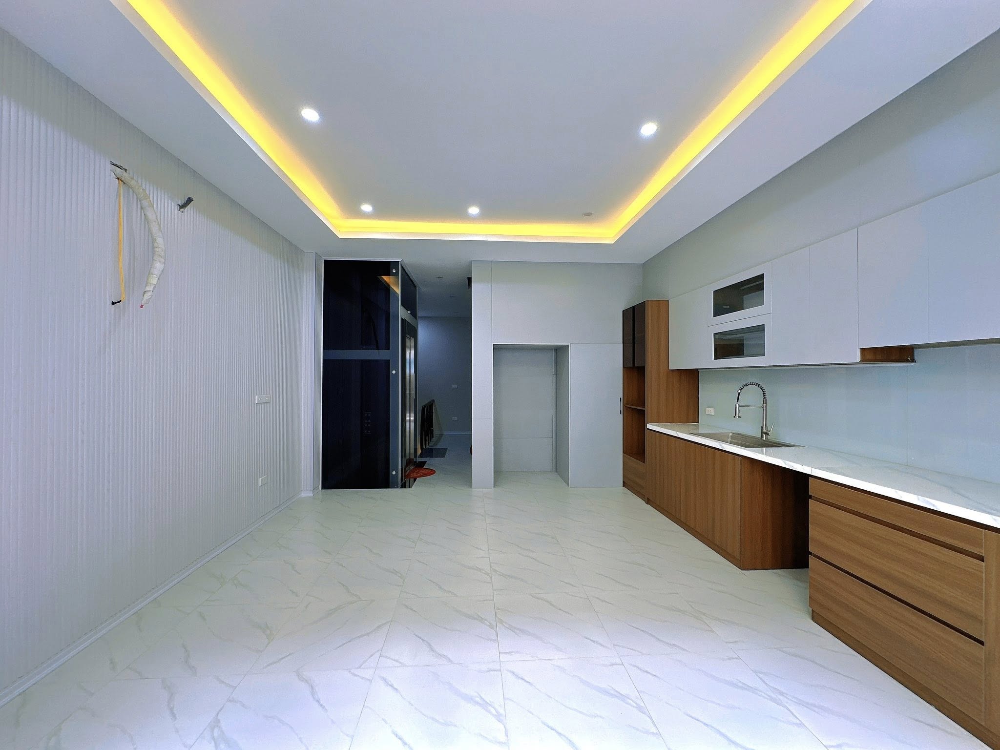 Bán nhà Ôtô đỗ cửa Phố Vương Thừa Vũ 45m/6T Thang máy, MT 4.8m 16.7 Tỷ, mới đẹp - Ảnh 3
