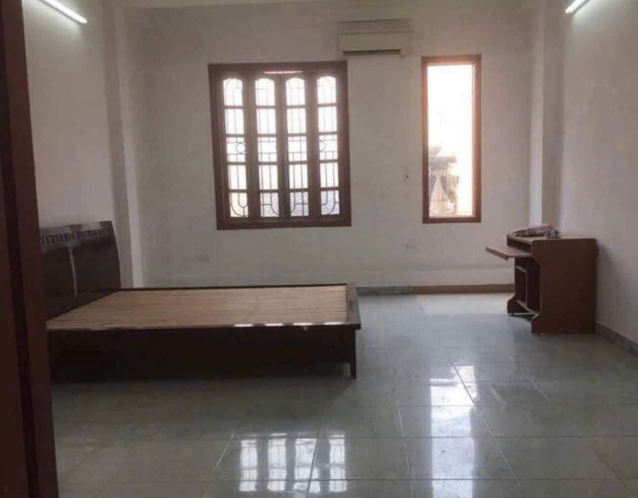 Cho thuê nhà riêng ngõ chùa Hưng Ký -  Hai Bà Trưng 35m x 4T, 3PN3VS giá 11TR, ở nhóm - Ảnh 2