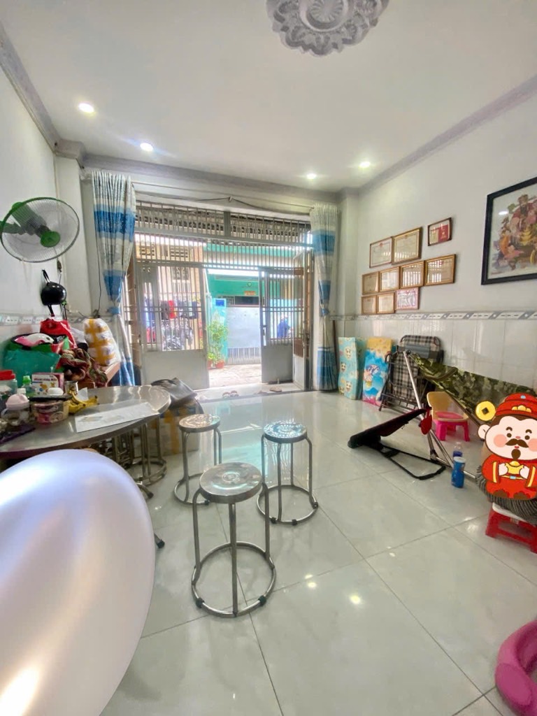 Bán nhà 2 tầng - 53m2 (4x13) - gần Aeon Tân Phú - sát mặt tiền Bình Long - chỉ hơn 4 tỷ - Ảnh 2