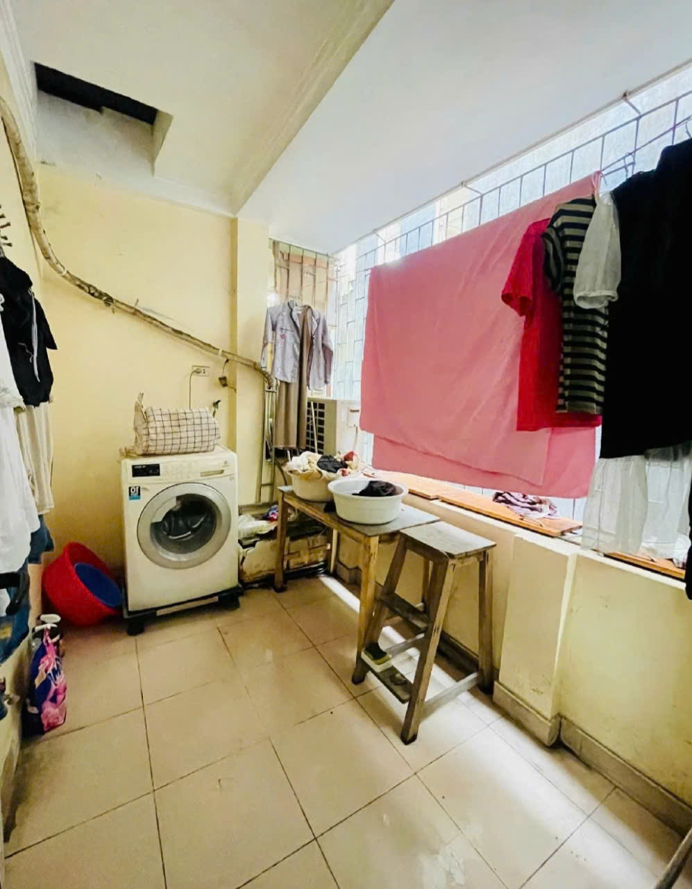 HOT PHỐ CẦU GIẤY, NHÀ DÂN XÂY, 2 MẶT THOÁNG, MẶT TIỀN RỘNG, AN SINH ĐỈNH – 5T, NHỈNH 8 TỶ - Ảnh 4