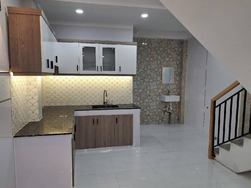 Bán nhà 2 tầng đẹp - 48m2 (4x12) - ngay Thoại Ngọc Hầu, Tân Phú - chỉ hơn 4 tỷ - Ảnh 3