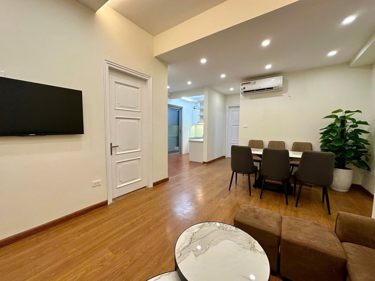 Căn hộ 76m² 2PN 2WC full nội thất trung tâm Mỹ Đình giá nhỉnh 5 tỷ - Ảnh 2