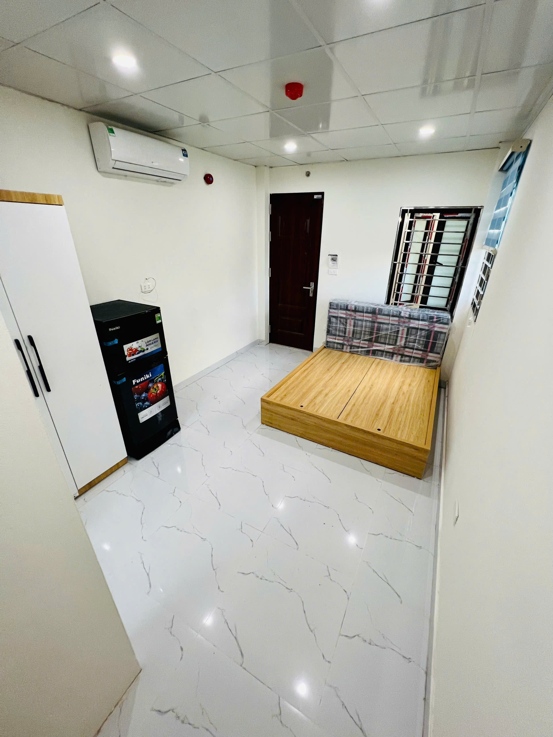 NHÀ MỚI- ĐẸP Ô TÔ VÀO NHÀ Thạch Bàn 38m1 X 6 Tầng, mặt tiền 3.7m 12.3 Tỷ Long Biên. - Ảnh 4
