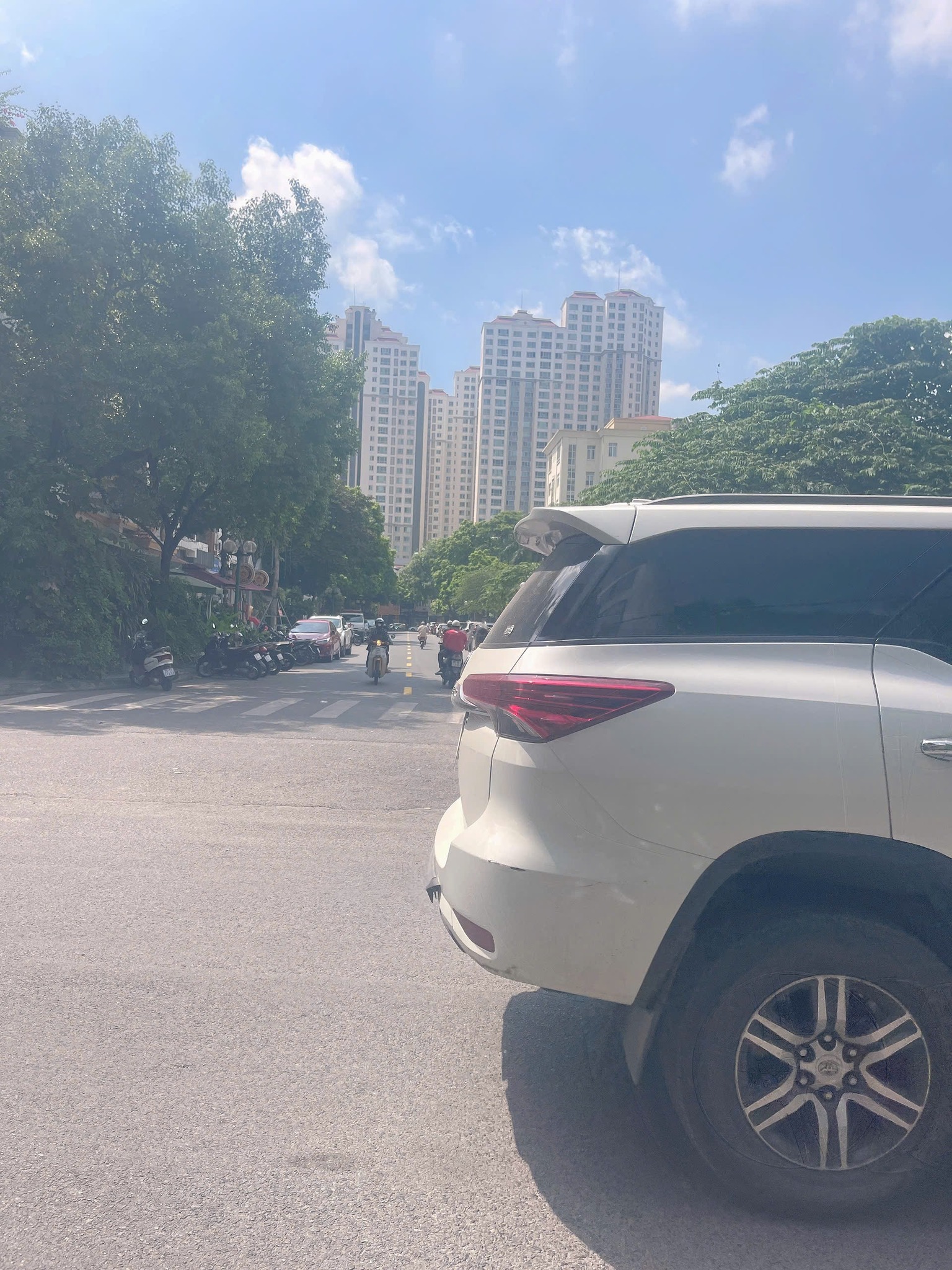HÓT HÒN HỌT BÁN GẤP NHÀ MẶT PHỐ LÊ HÔNG PHONG ,HÀ ĐÔNG VỈA HÈ LÔ GÓC 3 Ô TÔ TẢI TRÁNH ĐỖ , KINH - Ảnh 2