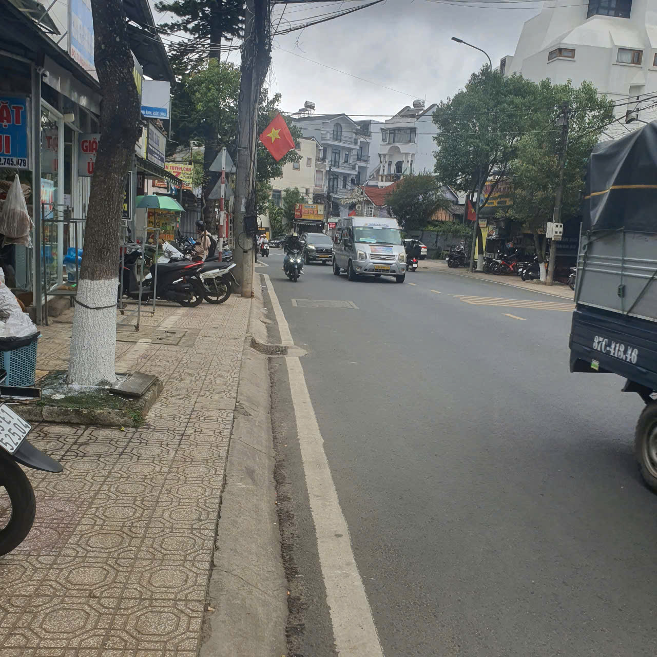BÁN NHÀ NGUYÊN CĂN MẶT TIỀN NGUYỄN ĐÌNH CHIỂU P9 ĐÀ LẠT - 500M2 - Ảnh 3