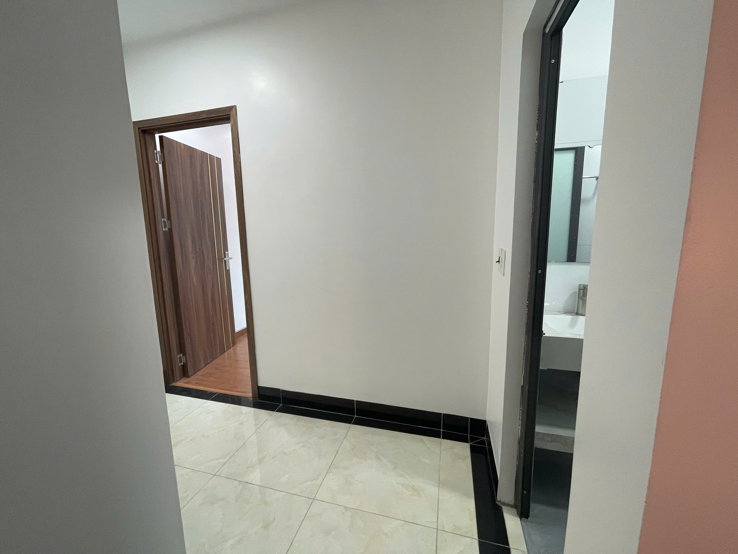 Hiếm!!!! Thượng Cát Nhà Mới 5 Tầng Lô Góc Thang Máy Oto VF3  43m2x5TxMT4m Chỉ 5.85 tỷ - Ảnh 1