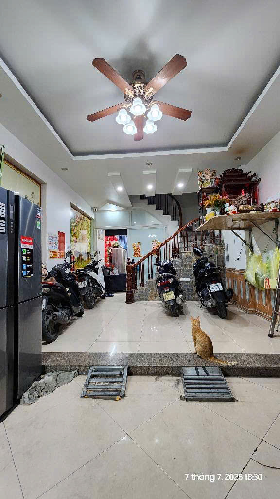 NHÀ DÂN XÂY Ở NGÕ 387 VŨ TÔNG PHAN - Ảnh chính
