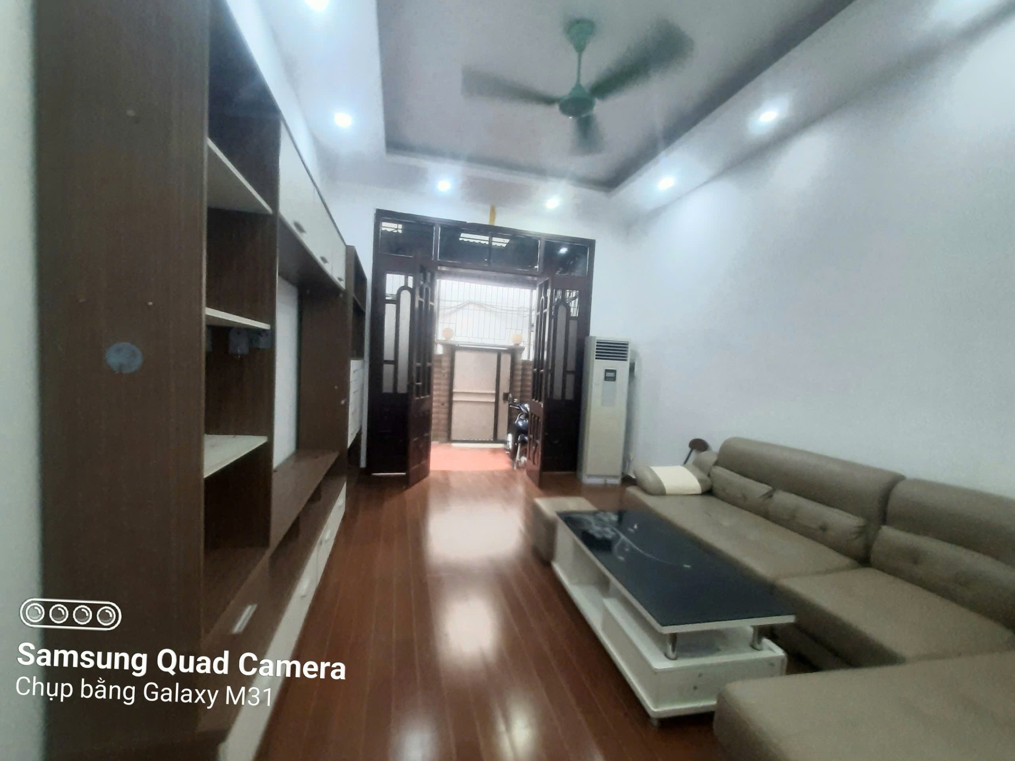 Bán nhà ngõ Dương Văn Bé, giá 11.8 tỷ, 70m2x3T, ẢNH THẬT - Ảnh 2