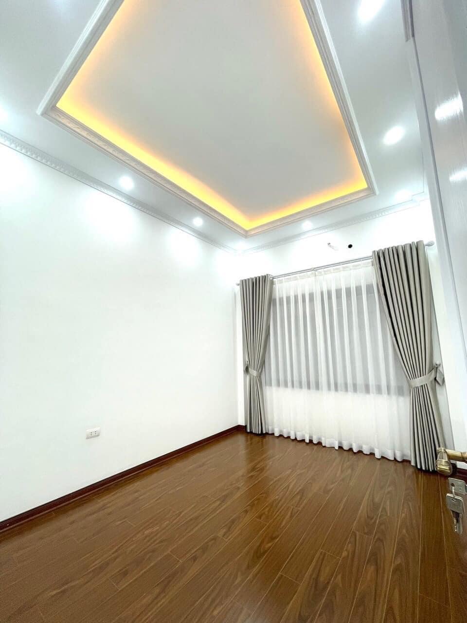Sở hữu ngay mảnh đất ở Đền Lừ 3, HM giá 33 tỷ, 108m2 - Ảnh chính