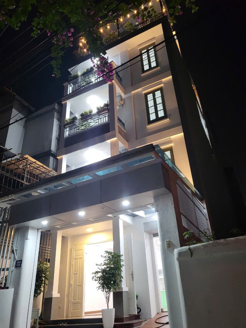 BÁN NHÀ BỒ ĐỀ – 5 TẦNG ĐẸP – VIEW HỒ – ĐẤT VUÔNG NỞ HẬU<br>Bồ Đề 79/85m², MT 6m, 5T, giá 16.9 tỷ – - Ảnh 1
