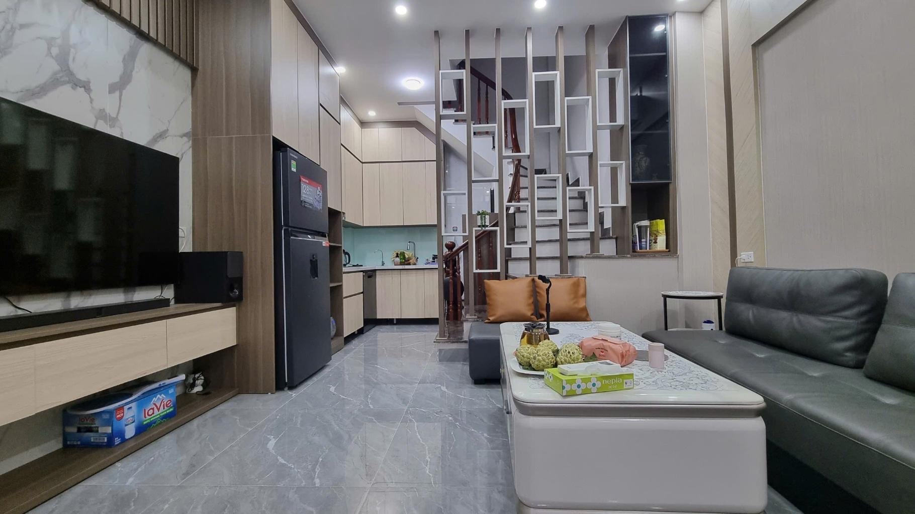 THỤY KHUÊ-DT40M x MT4.3M-GIÁ 9,8 TỶ-NGÕ BA GÁC,THÔNG-20M RA PHỐ-FULL NỘI THẤT - Ảnh 2
