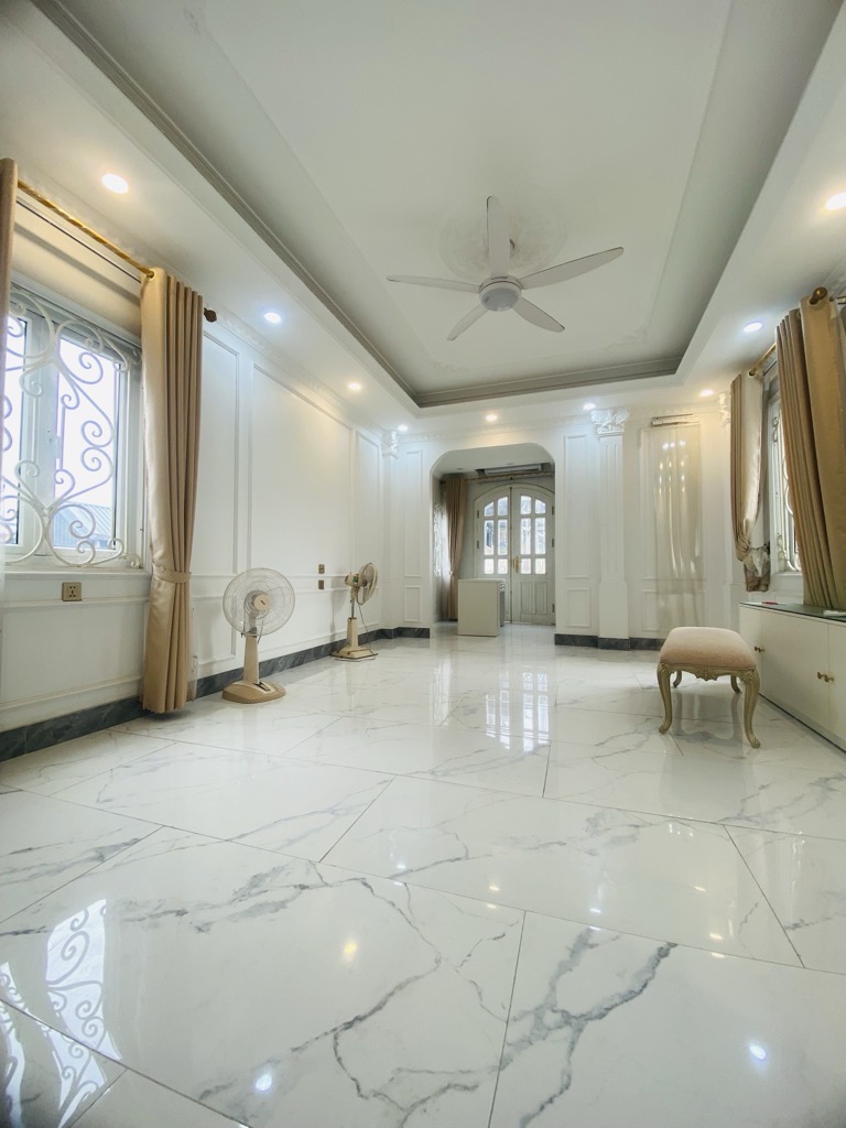 Bán nhà mới đẹp quận Tây Hồ, gần ô tô, tiện ích bạt ngàn, ở sướng - Ảnh 2