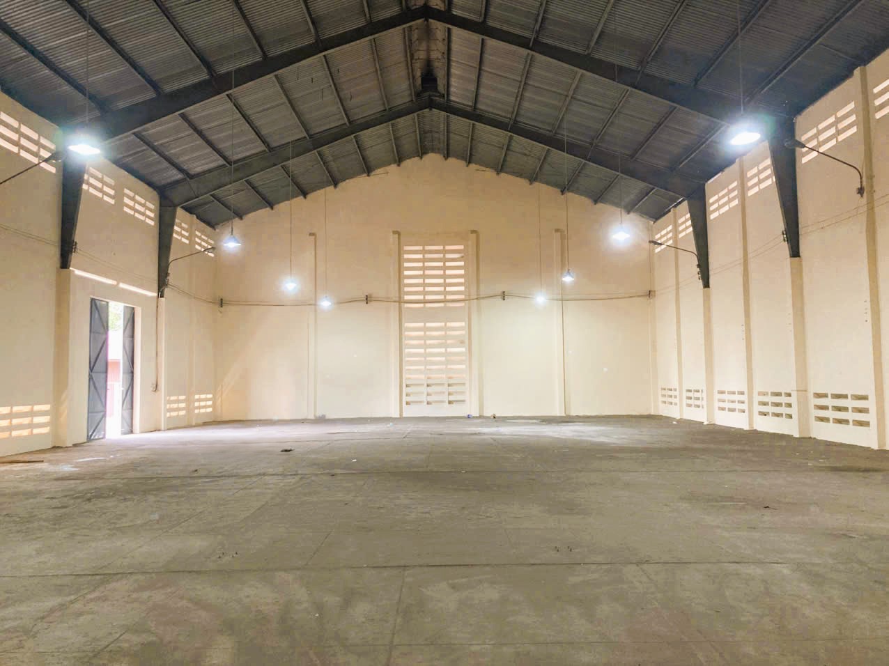 Ngay chợ hóc môn có sẵn kho 805m2 rộng rãi - Ảnh chính