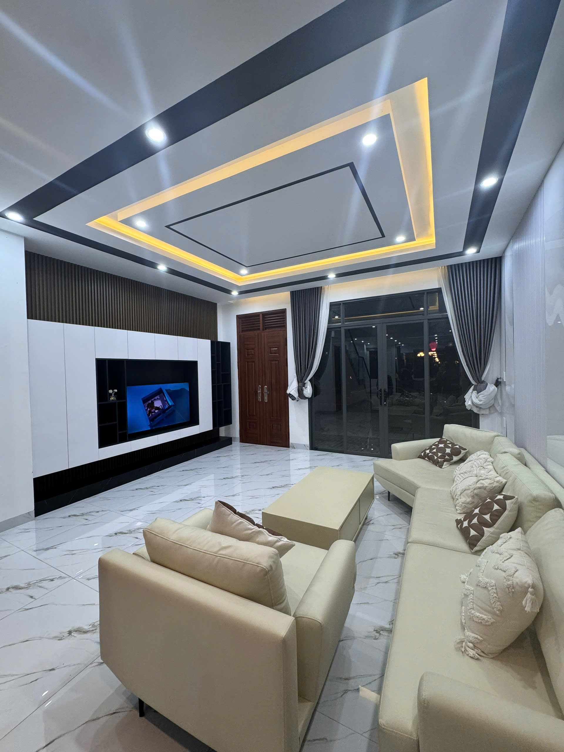 🏡 CHO THUÊ BIỆT THỰ VƯỜN CAO CẤP TẠI ECOGARDEN – KHÔNG GIAN SỐNG XANH ĐẲNG CẤP - Ảnh chính