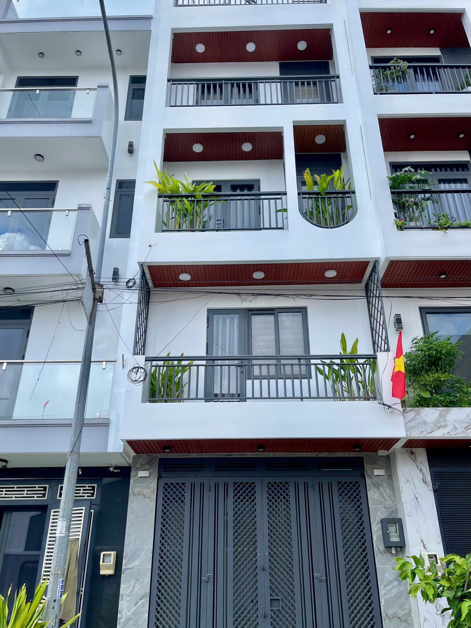 Nhà 4 tầng hẻm 6m, 4x21m, 5PN, gần Thống Nhất giá 7.1 tỷ. - Ảnh chính