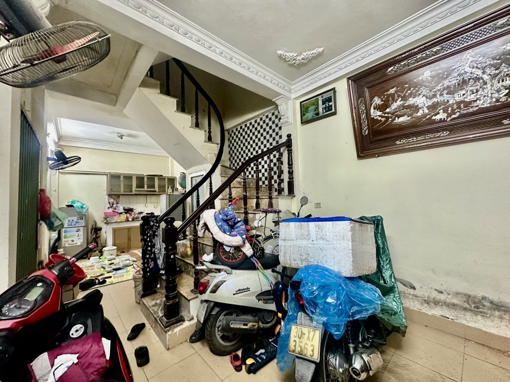 Cần bán gấp nhà lô góc Phú Đô 38m², 5 tầng, vị trí đẹp, giá 7,85 tỷ - Ảnh chính