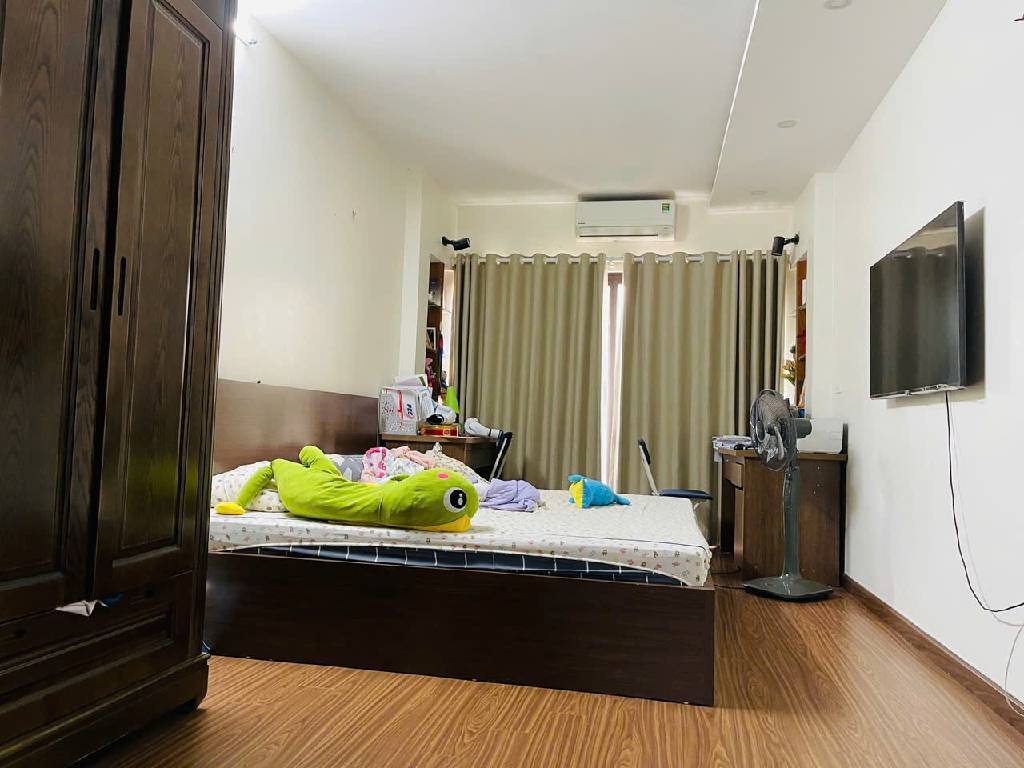 Nhà Cầu Giấy 35m², 6 tầng hiện đại, 2 mặt thoáng – Vị trí trung tâm, giá 8,2 tỷ - Ảnh 2