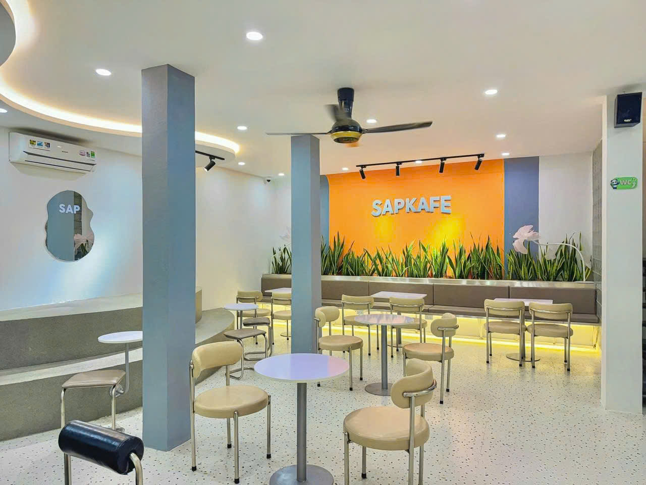 SANG NHƯỢNG QUÁN CAFE SIÊU VIP THÀNH PHỐ HUẾ GIÁ CHỈ 450 TRIỆU - Ảnh 2