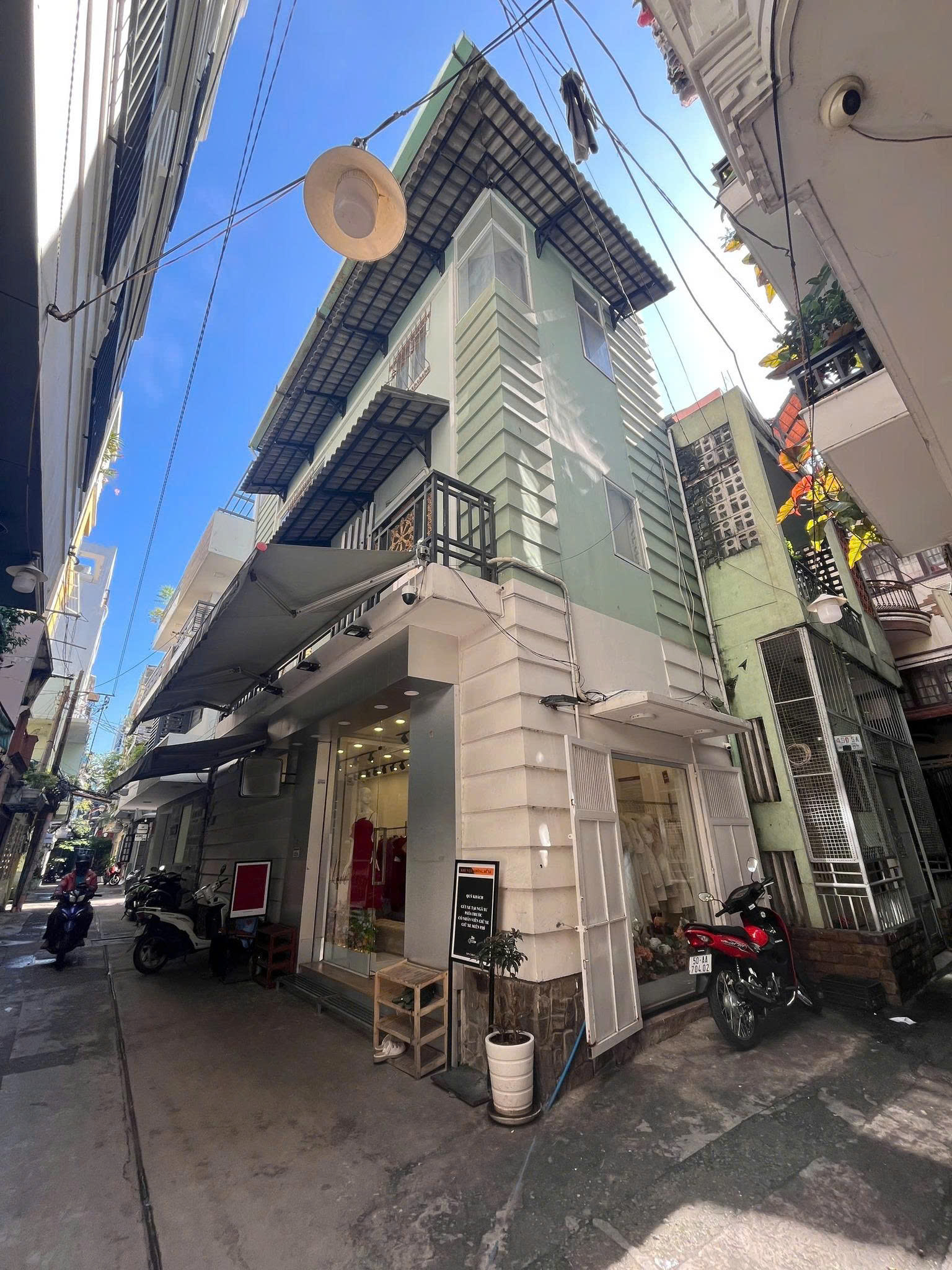 Minh cần sang nhượng shop thời trang Địa chỉ : Lê Văn Sỹ, Phường 14, Quận 3 - Ảnh chính
