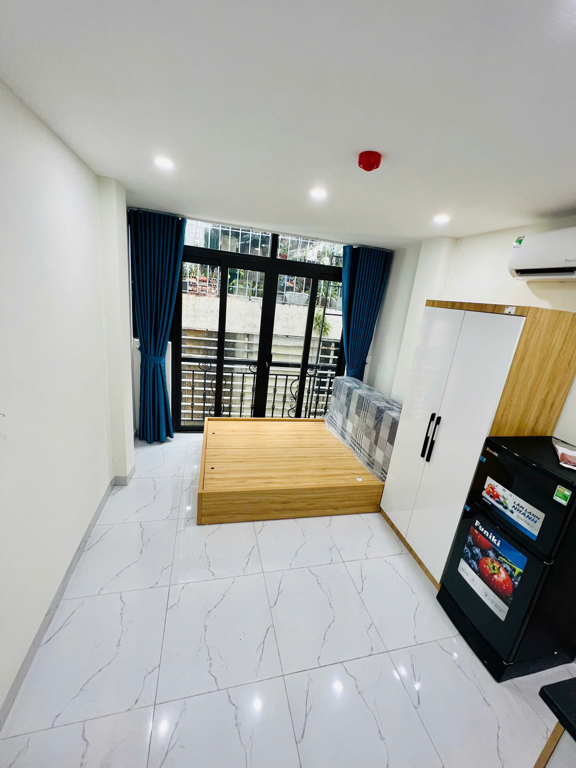 (Cực hiếm) Căn hộ Studio 20m2 mới khai trương ngõ 111 phố Quan Hoa - Cầu Giấy - Cách mặt phố 30m - Ảnh chính