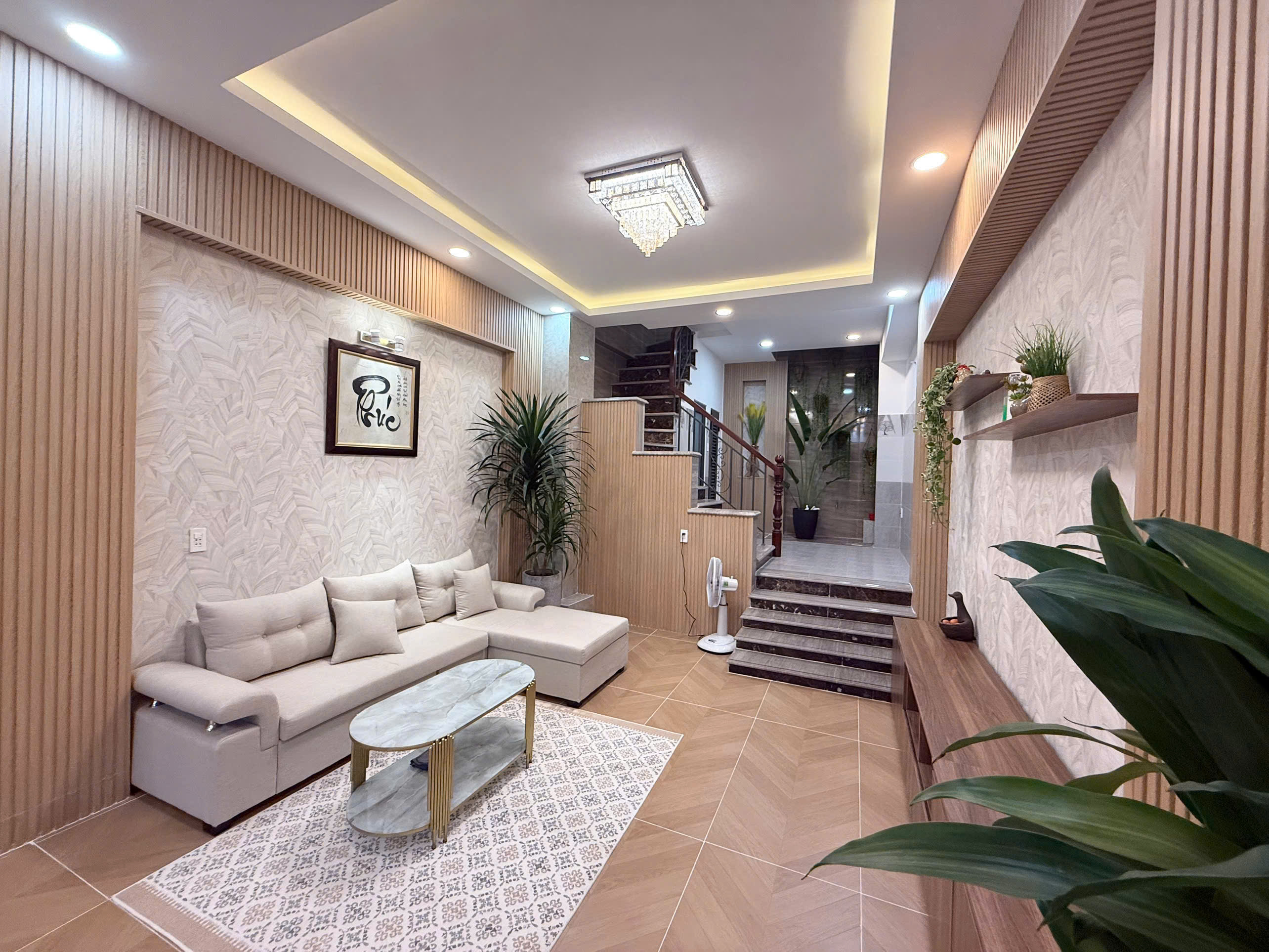 Nhà mới 6 tầng mặt tiền đường số KDC Bình Đăng, P6Q8. Giá 12.6 tỷ - Ảnh 1