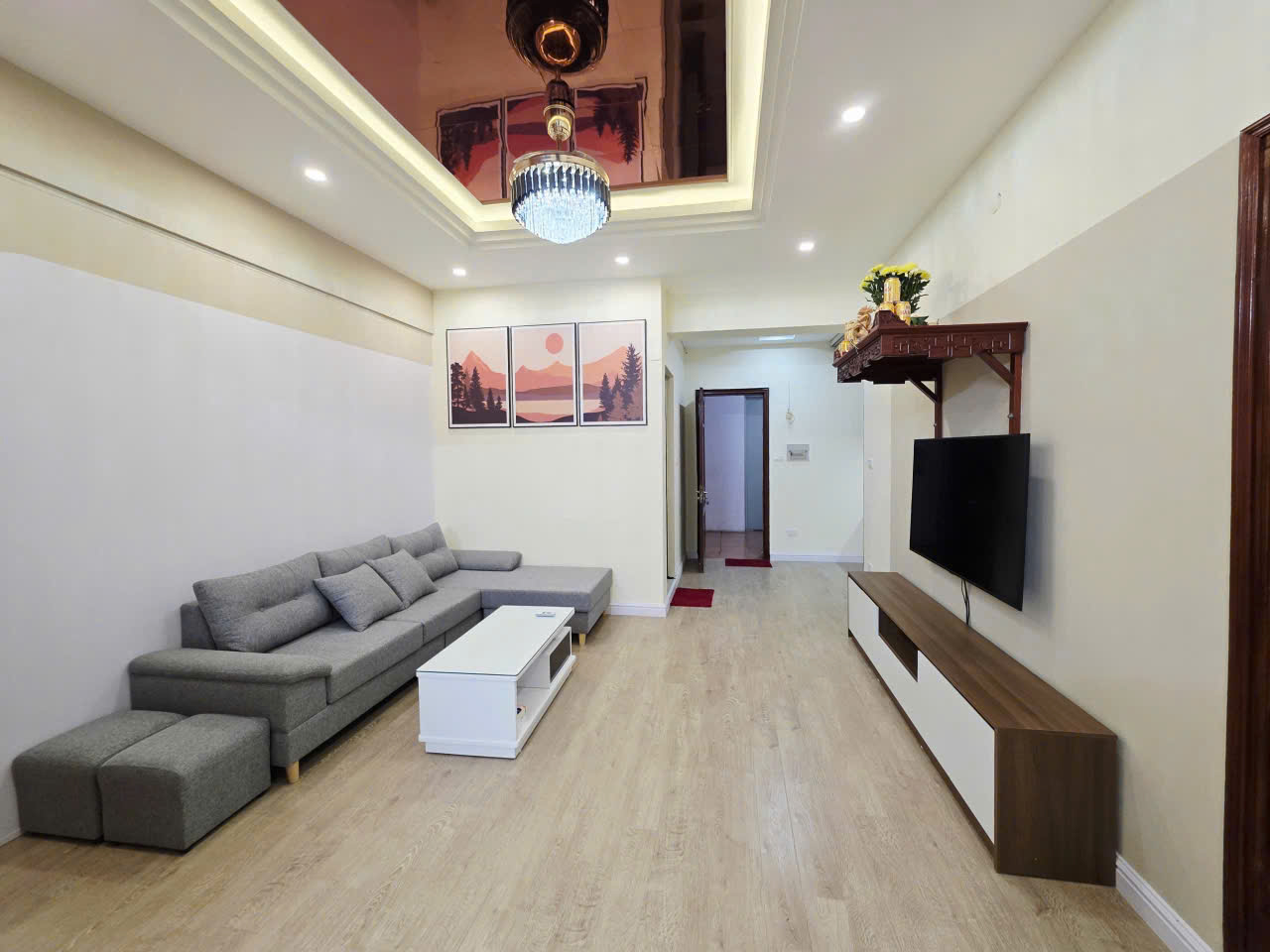 Mồng 1 hoan hỷ - Bán căn Chung Cư Cầu Giấy - Khu Yên Hoà - Ảnh chính