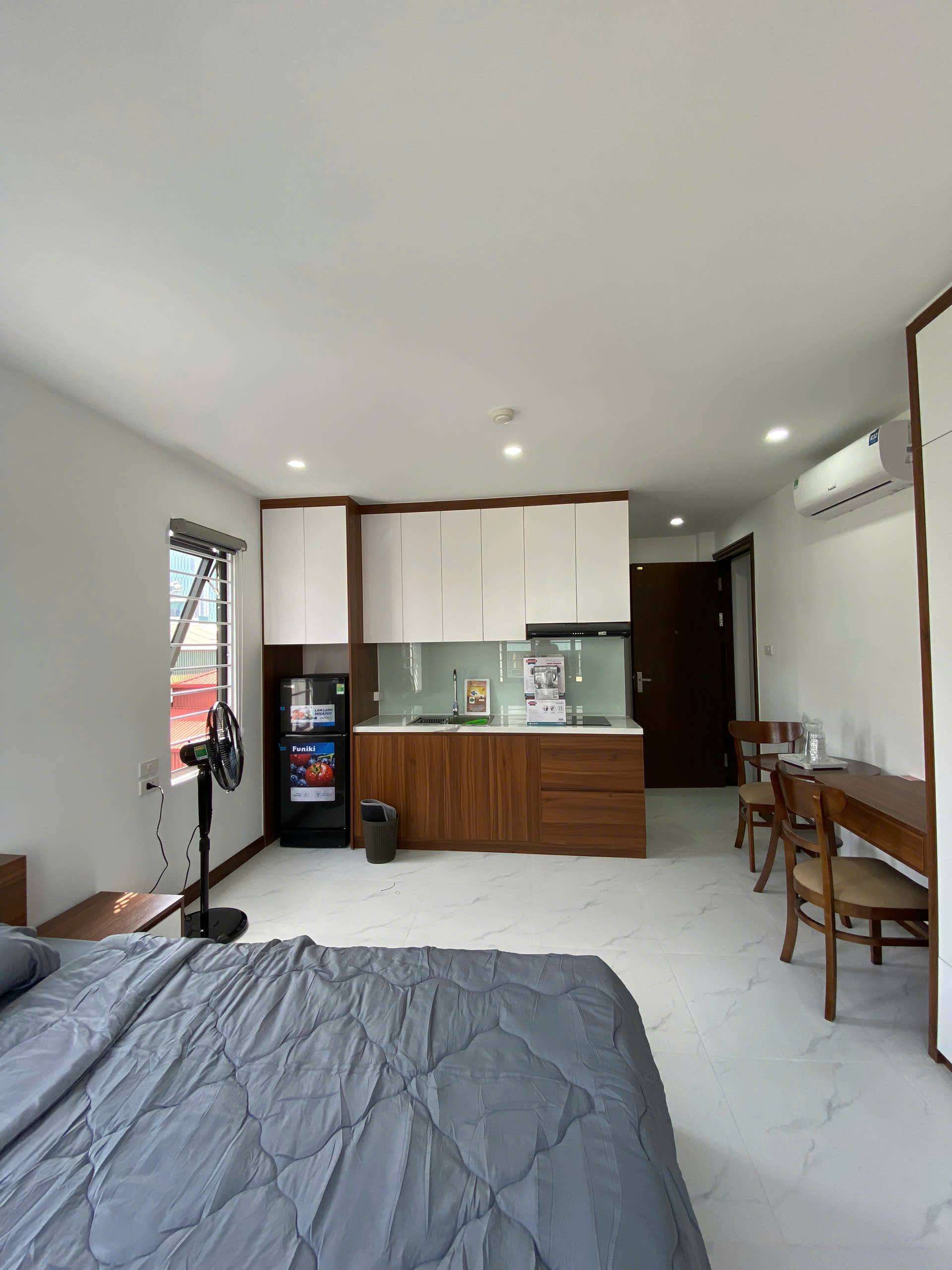 (Cực hiếm) Căn hộ Studio 25m2 mới khai trương ngõ 57 Mễ Trì Hạ - Ở được nhiều người - Nhận xe điện - Ảnh chính