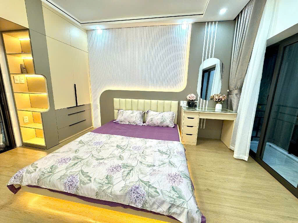 Đường Láng dt 45 m, 4 tầng, 3 ngủ khép kín, vuông vắn, ngõ 3,5 m, 20 m ra mặt phố Láng, vị trí đẹp, - Ảnh chính