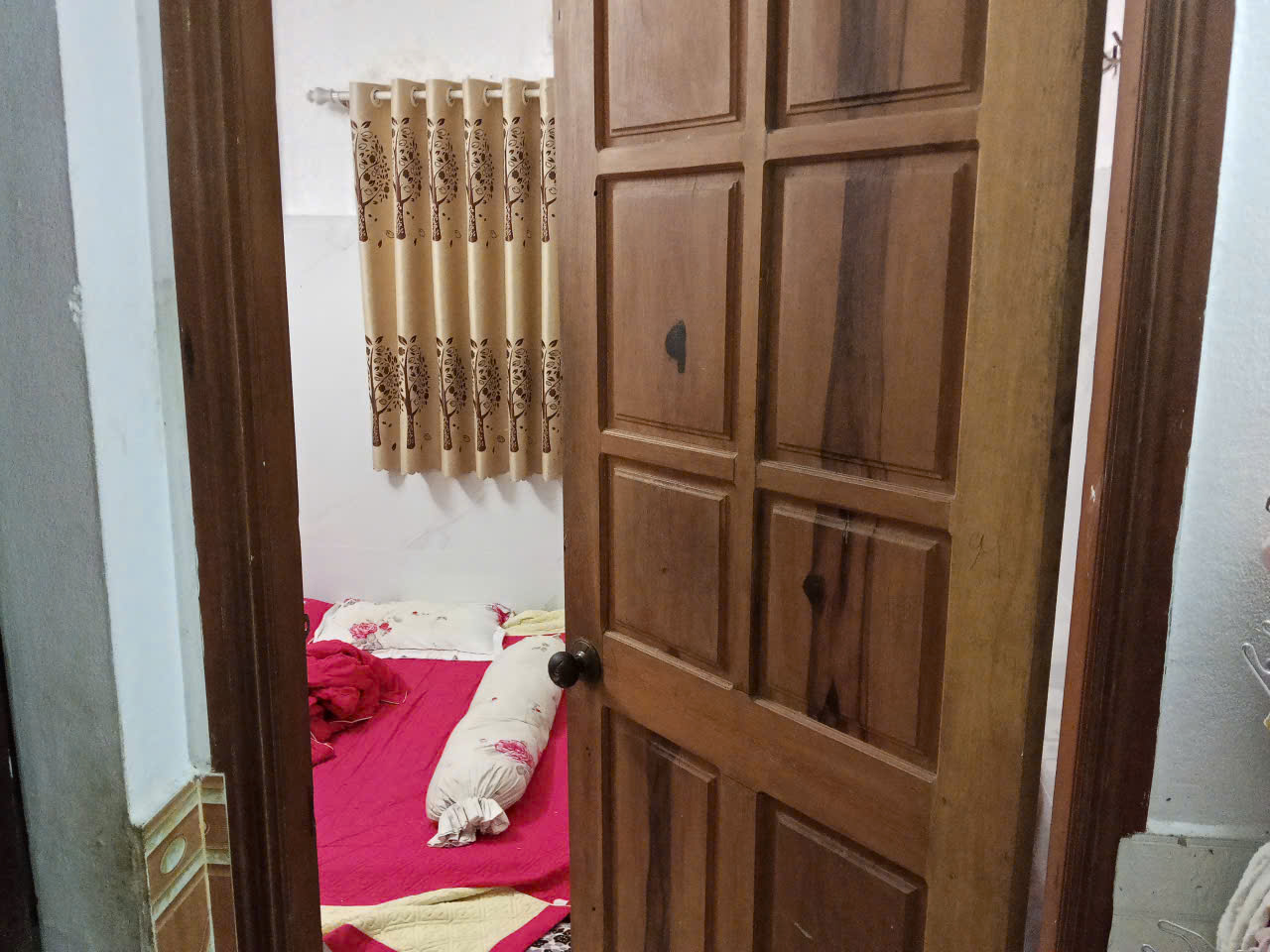 # Nhà 40m ra Nguyễn Tất Thành đoạn Xuân Hà, 160m2, mê lửng, sân vườn, 3.x tỷ - Ảnh 1