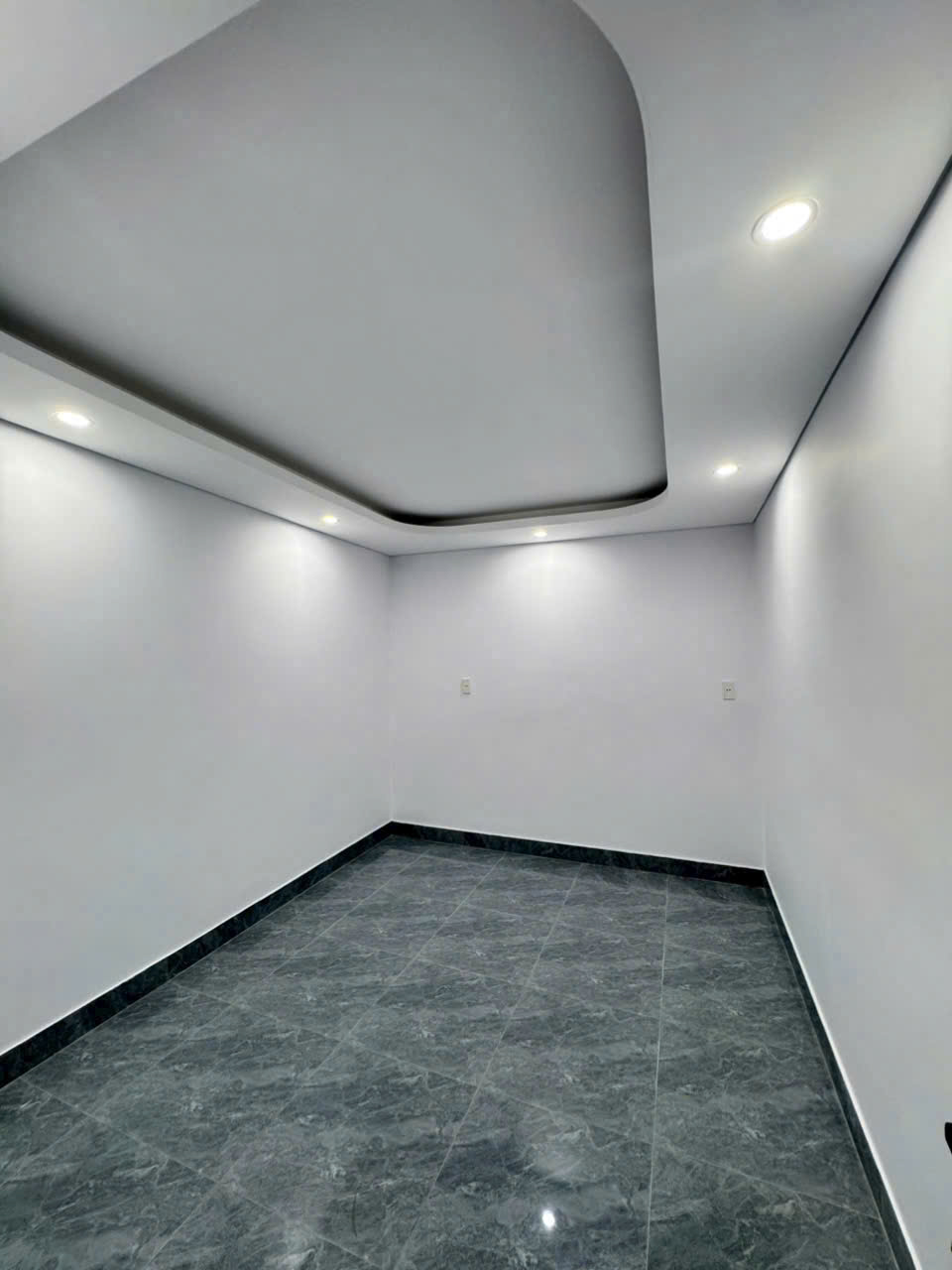 Bán nhà 1T1L, SR, TC, KP9 Tân Phong, gần chợ 26, đường oto, sân oto chỉ 3,1 tỷ - Ảnh 4