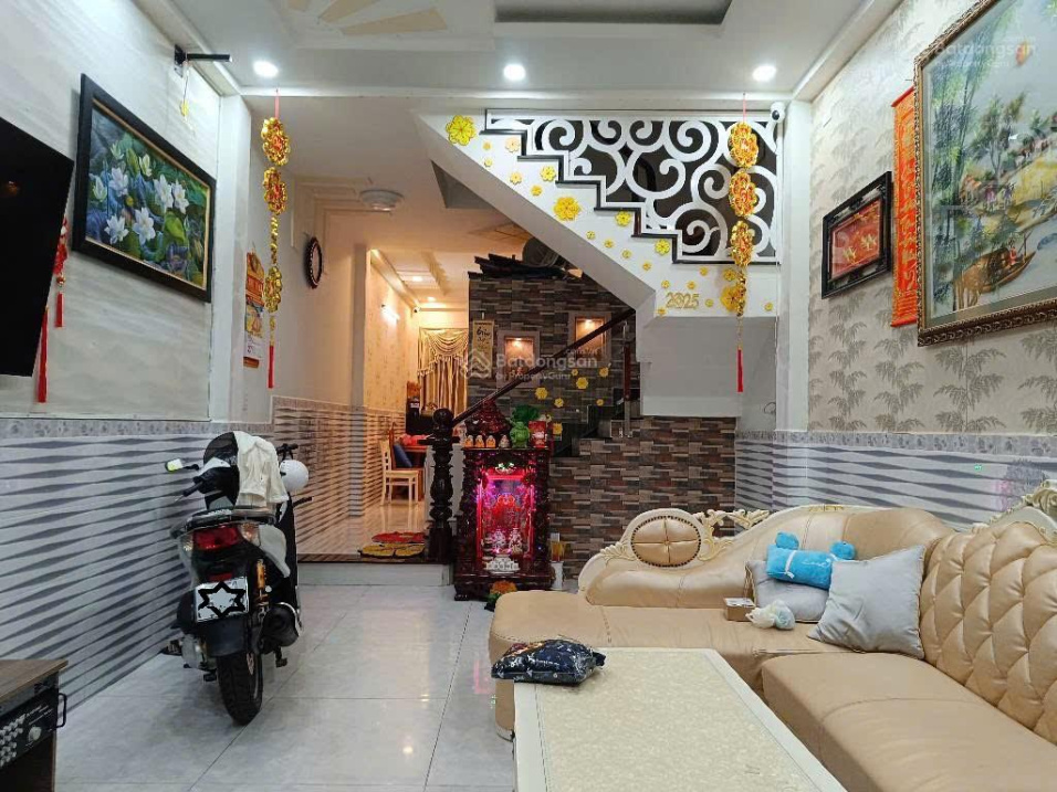BÁN NHÀ HẺM XE HƠI - GẦN AEON MALL CAO LỖ, QUẬN 8 62M2 (4X15M) 3 TẦNG NHỈNH 8 TỶ - Ảnh chính