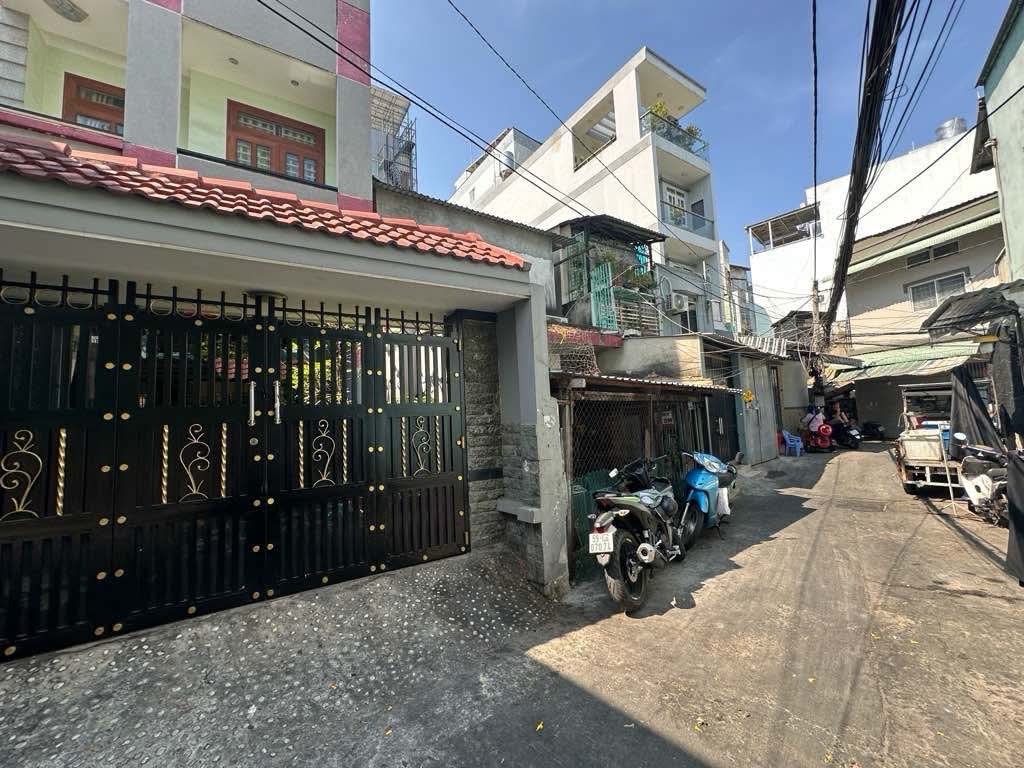 Mặt tiền kinh doanh chợ Nguyễn Thị Tần 6x20 chỉ 10 tỷ nhỉnh - Ảnh 2