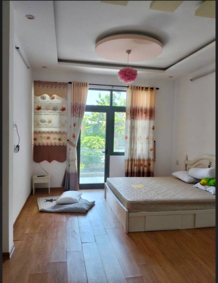 GIÁ RẺ - NHÀ ĐẸP 3 TẦNG , DT 106M2, MT PHƯỚC TƯỜNG SÁT TÔN ĐẢN - CẨM LỆ - CHỈ 4.69 TỶ - Ảnh 3
