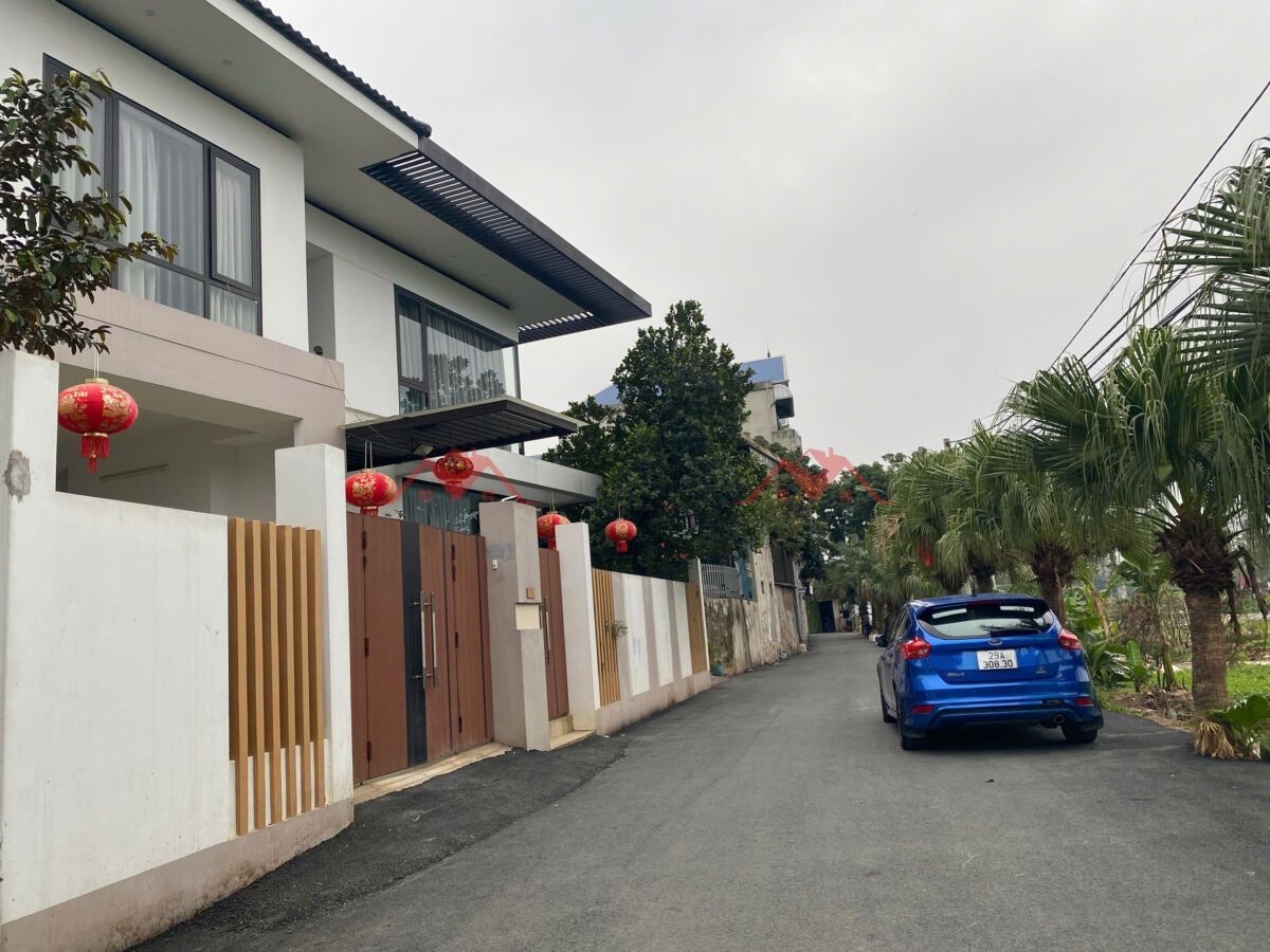 BÁN ĐẤT TẶNG NHÀ CẤP 4 DIỆN TÍCH:60,4M TẠI TT CHÚC SƠN-CHƯƠNG MỸ-HÀ NỘI - Ảnh 2