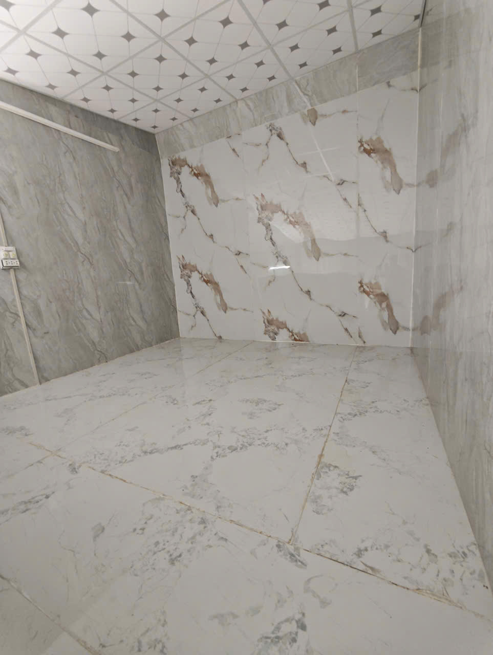 Phòng 2 triệu Cồn Khương Ô tô đậu trước nhà - Ảnh 2